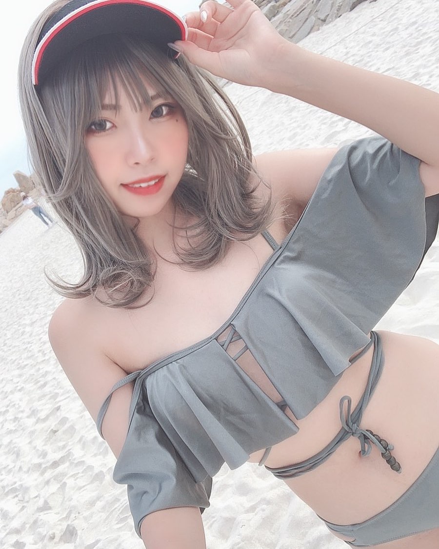 图片[2]_是「贫乳」又怎样？Coser《六糖》撩人姿态大胆散发色气感！_探号社